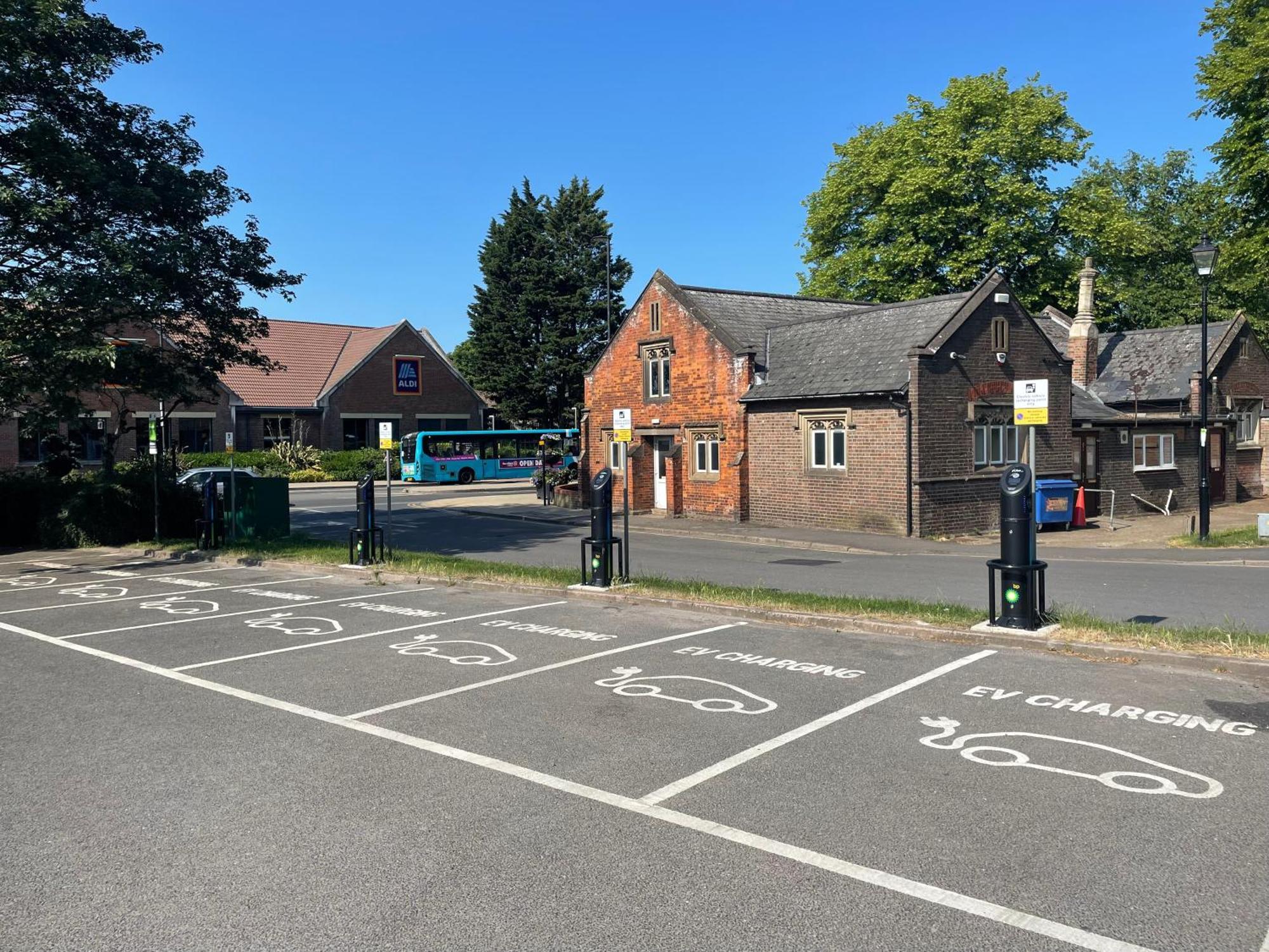 Harper Luxe Serviced Apartments Dunstable Exteriör bild