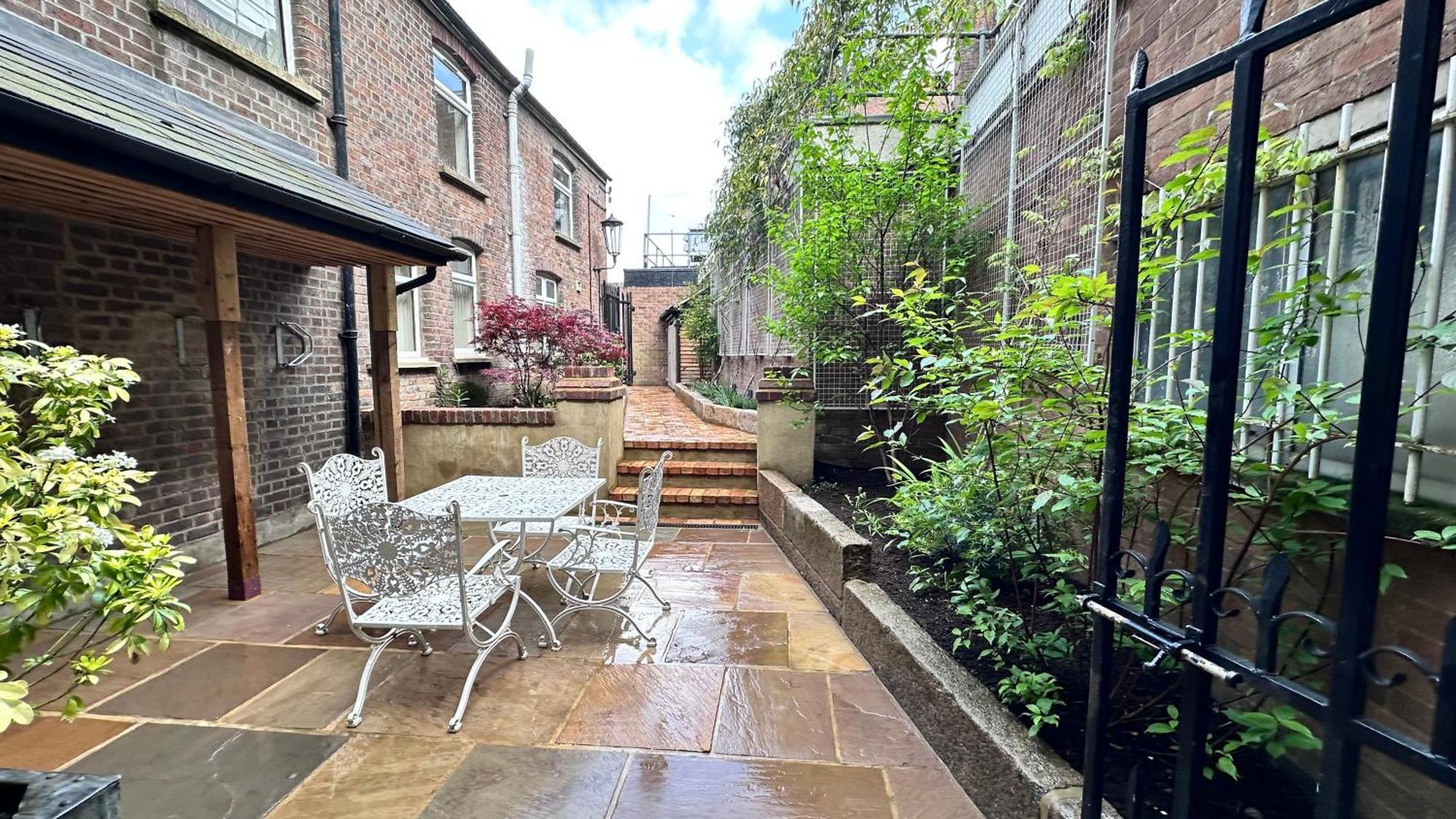 Harper Luxe Serviced Apartments Dunstable Exteriör bild