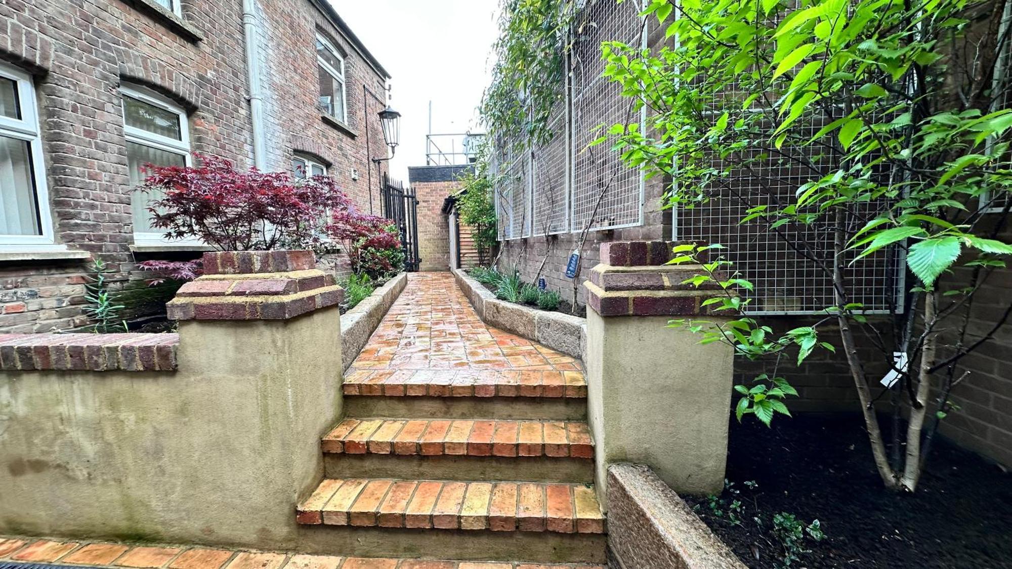 Harper Luxe Serviced Apartments Dunstable Exteriör bild