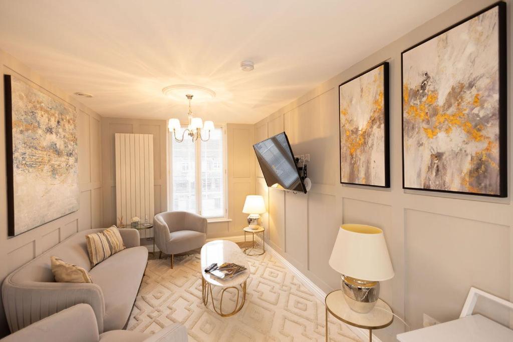 Harper Luxe Serviced Apartments Dunstable Exteriör bild