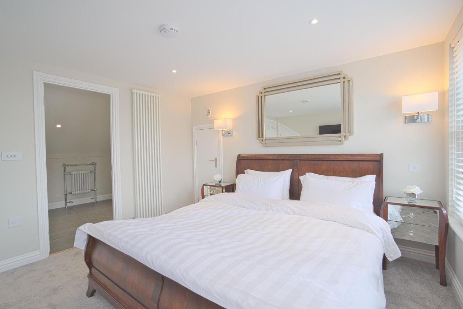 Harper Luxe Serviced Apartments Dunstable Exteriör bild