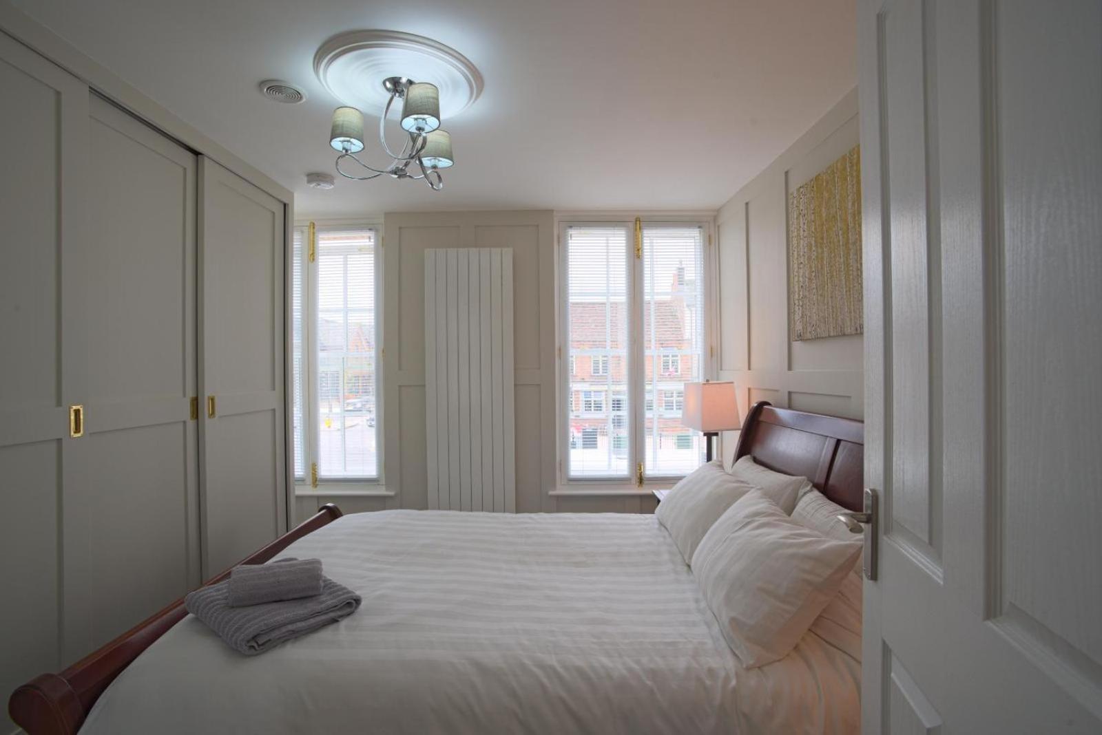 Harper Luxe Serviced Apartments Dunstable Exteriör bild