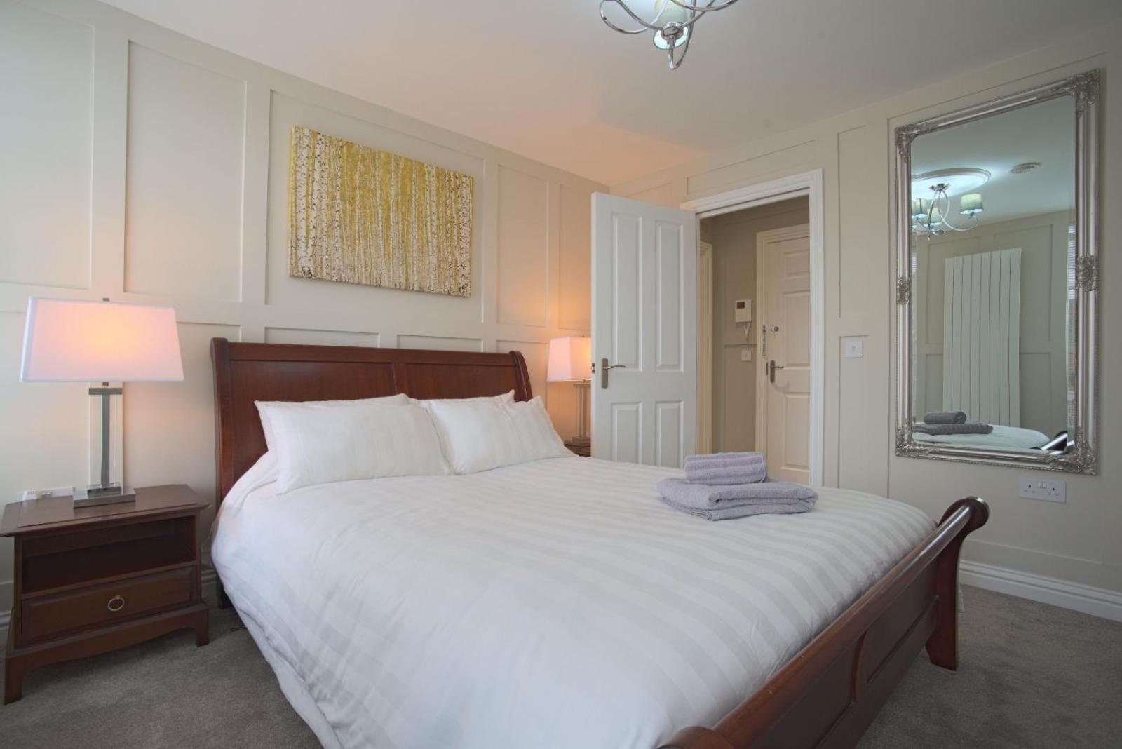 Harper Luxe Serviced Apartments Dunstable Exteriör bild